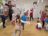 Január s Novým rokom, snehom i zimnými športami